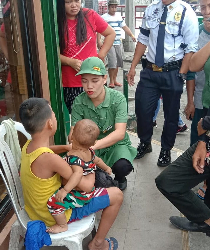 Mga Batang Umiiyak Sa Tapat Ng Mang Inasal, Hindi Na Binalikan Ng Kanilang Ina! – Juan Tambayan